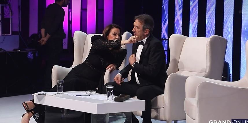 Nikad nije bilo napetije: Večeras biramo prve finaliste "Nikad nije kasno", a evo šta se dešava pred početak VIDEO 7 dratzah
